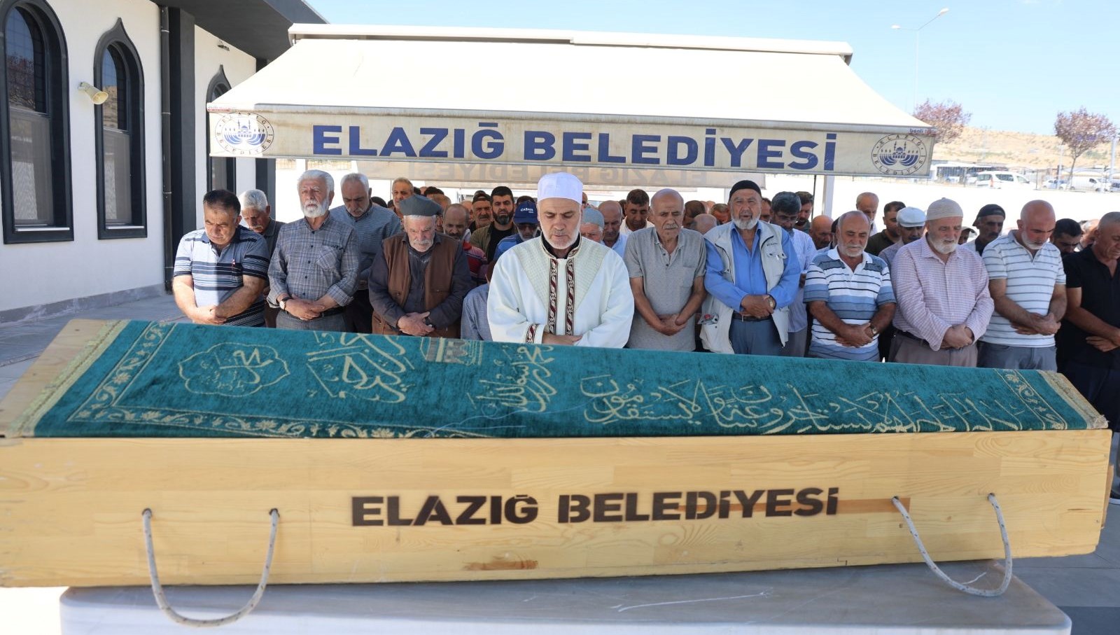 yarim saat arayla iki kaza yasli adami hayattan kopardi WyjUmz5s