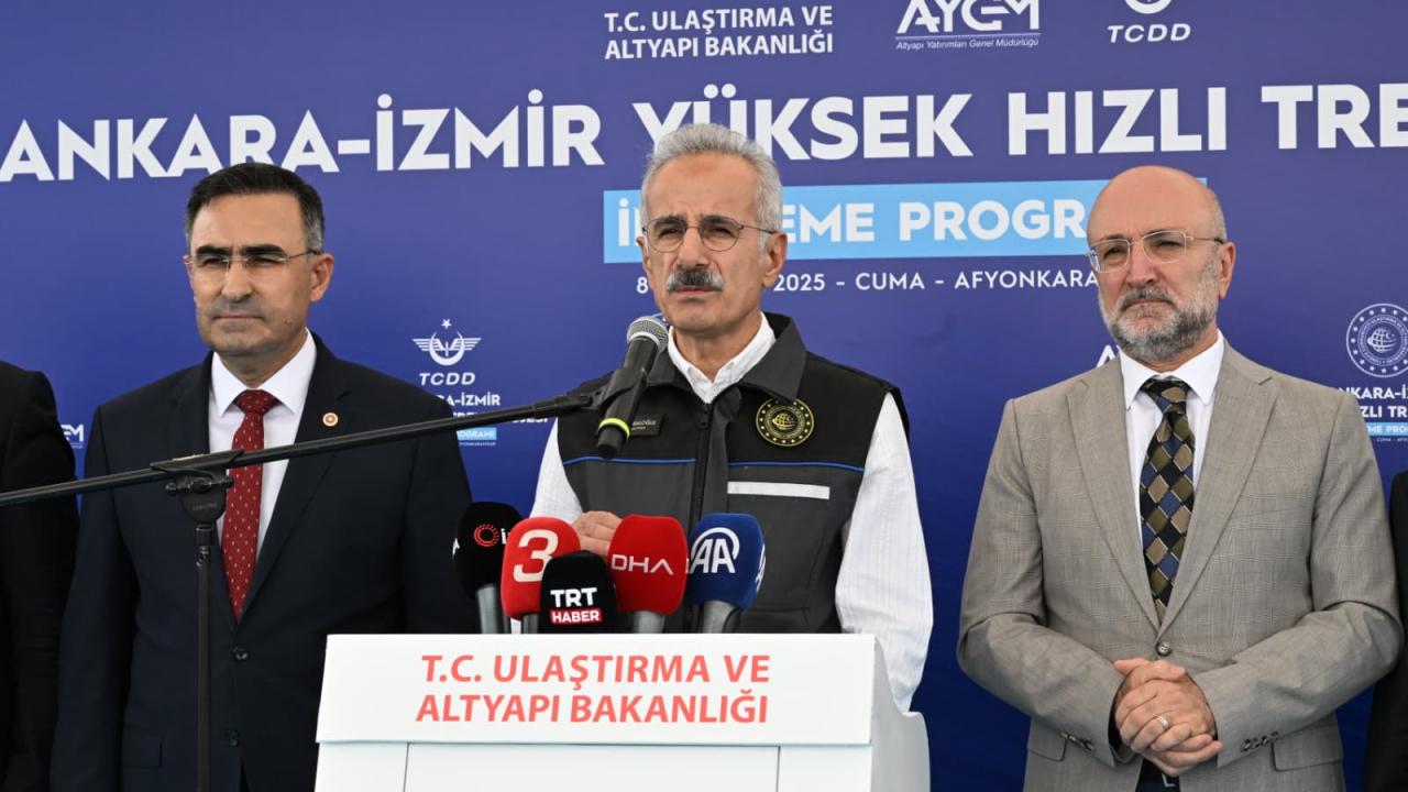 bakan uraloglu acikladi seyahat suresi 1 saat 40 dakikaya dusecek zu8WNIEy