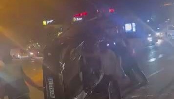 diyarbakirda otomobil takla atti 1 yarali lcP76DeN.jpg