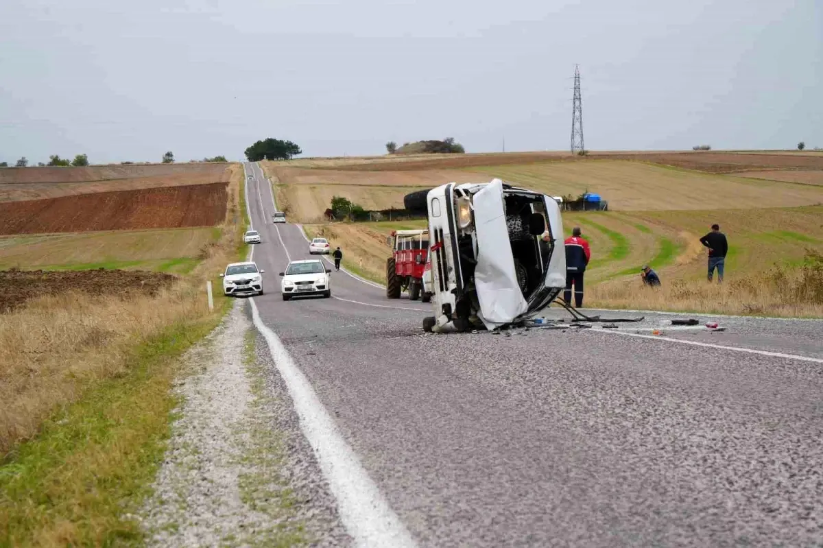 edirnede trafik kazasi 3 yarali 2UeXKwHZ.jpg