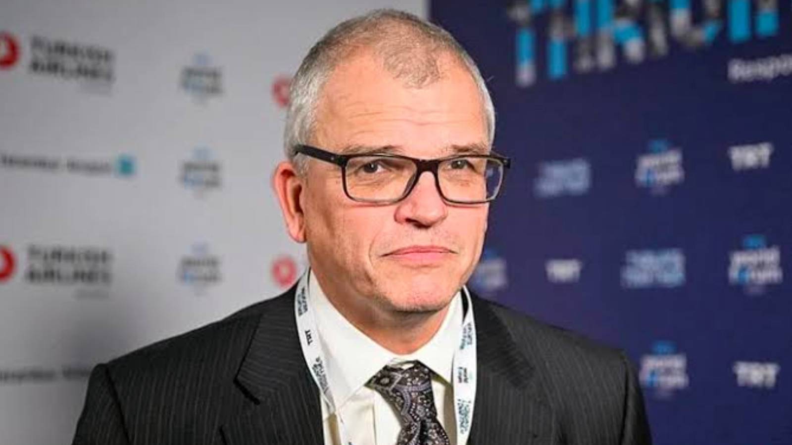 ekonomist timothy ash tcmb baskani ben olsam sahin kanatta kalir faizleri bu kadar dusurmezdim XSFny3G4.jpg