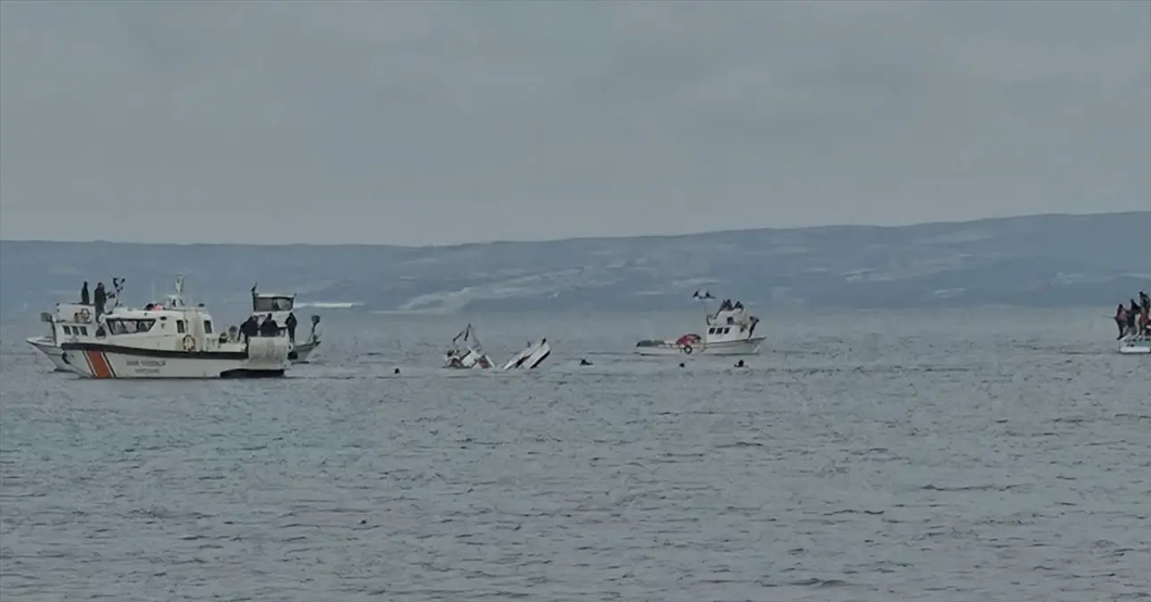 geliboluda balikci teknesi alabora oldu v8yf1j68.jpg