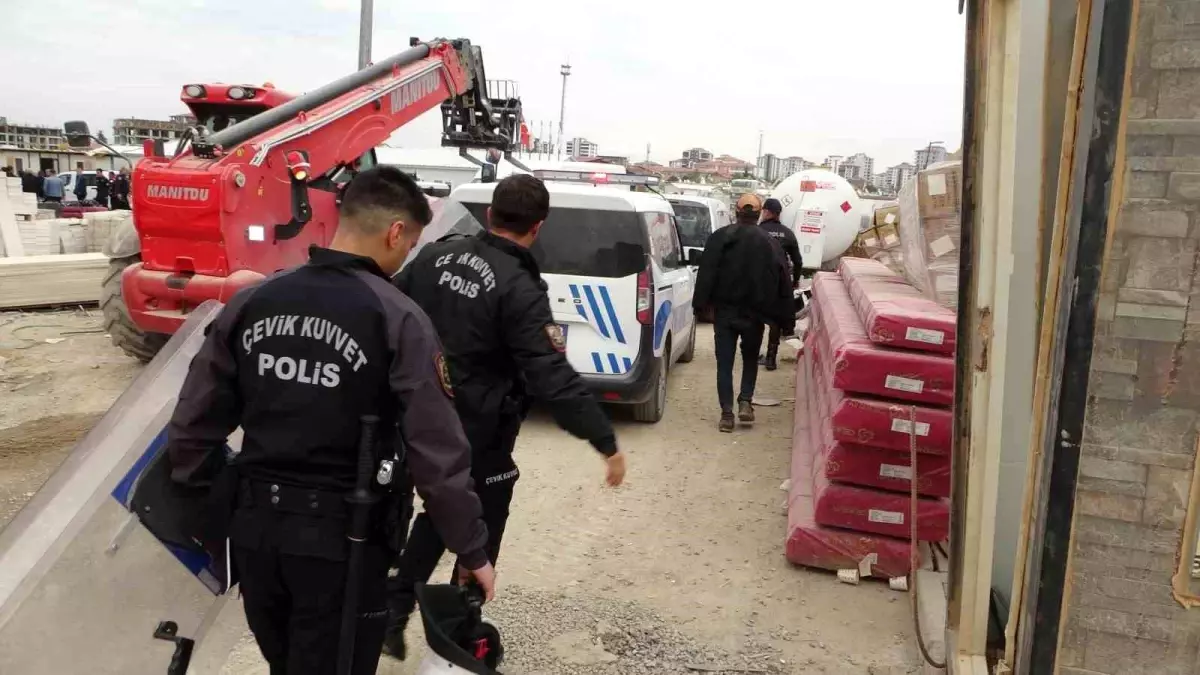 malatyada santiyede sopali ve bicakli kavga 4 yarali 7iOY8McL.jpg