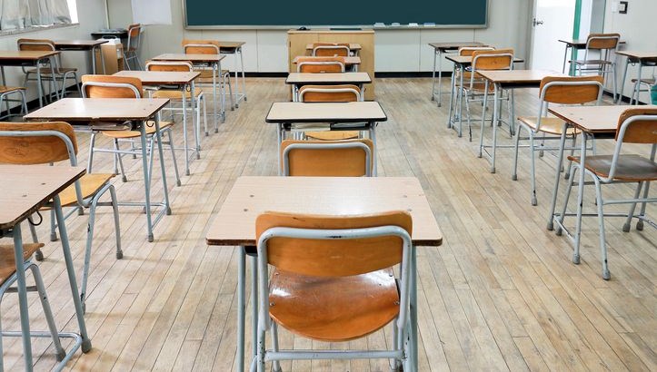 ogrencisini bicaklayarak olduren ogretmene muebbet hapis u2KCGJf5.jpg