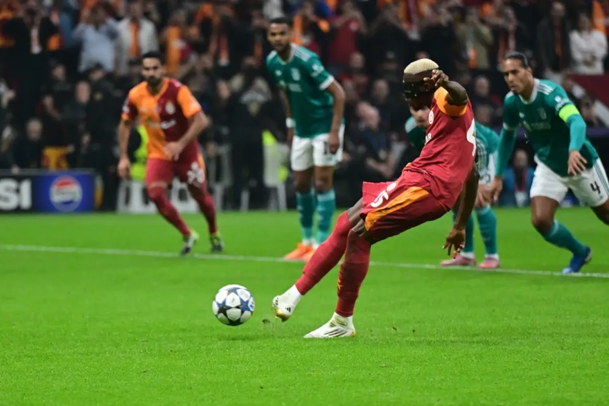 osimhenden liverpoola karsi tarihe gecen gol PHe2BVKz