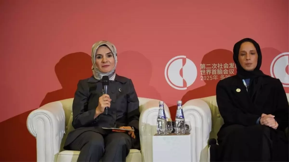 bakan goktas aileyi yeniden merkeze almak insanligin en acil sorumlulugudur Tul3wmTU.jpg