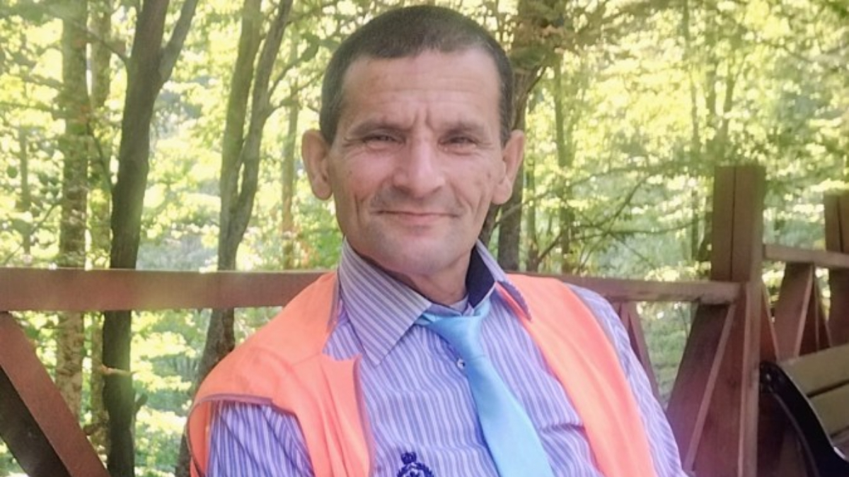 bursada uzerine agac devrilen isciden aci haber dXDb3PkM.jpg