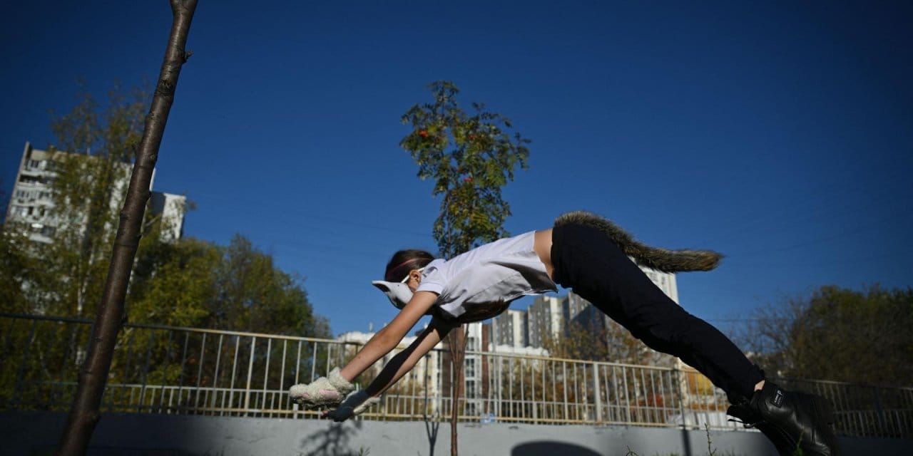 egzersiz kurallarini degistiren en cilgin trend bu akimin takipcileri bunun tum vucudu calistirdigini iddia ediyor f2aZYtBL.jpg