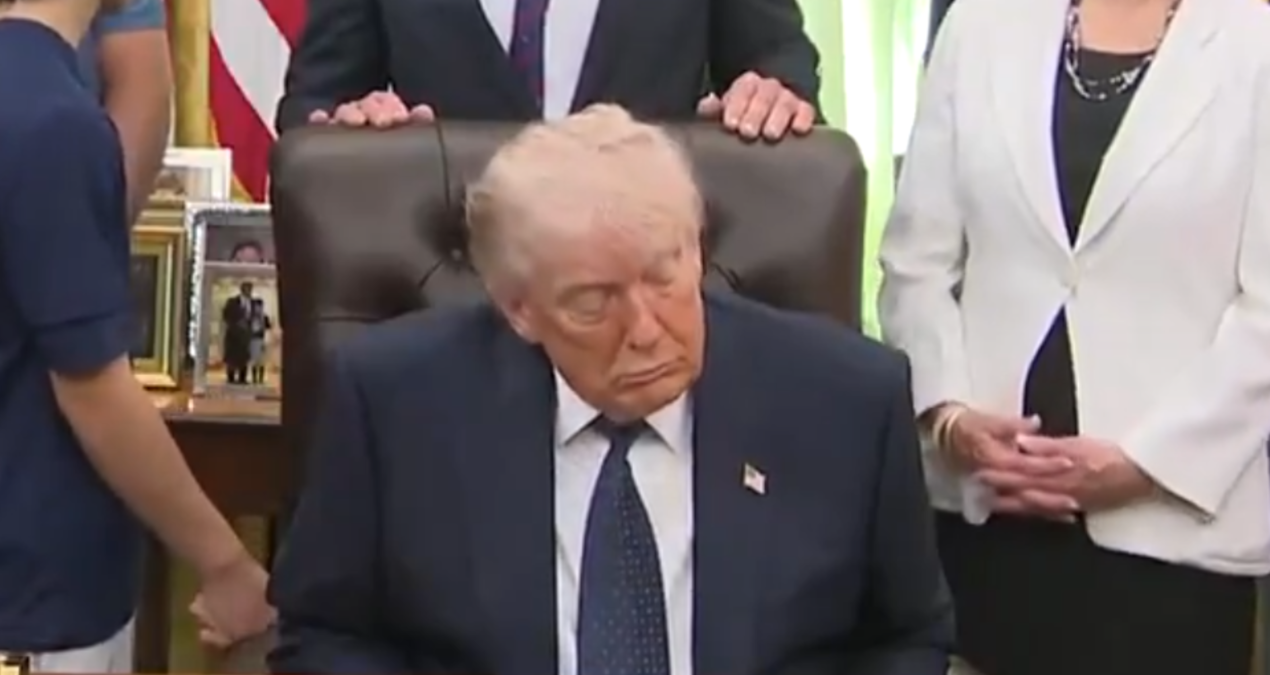 Trump’ın Uykusuzluğu Gündem Oldu: Oval Ofis’te Uyku Krizi