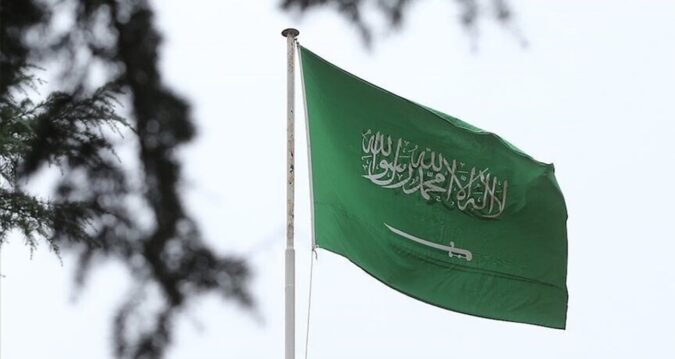 Suudi Arabistan Hava Savunma Sistemleri Üç İHA’yı İmha Etti