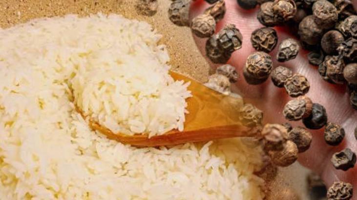 Pilavin dibi hic tutmuyor piserken ekleyince lezzeti yerine geliyor tane tane oluyor GAWifnGk